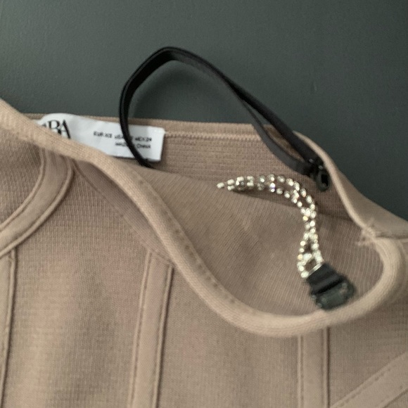 New Zara strapless beige top - Picture 7 of 9